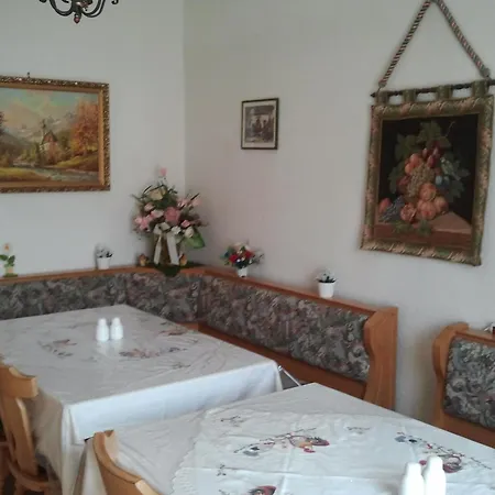 Gaestehaus Bader Guest house Garmisch-Partenkirchen