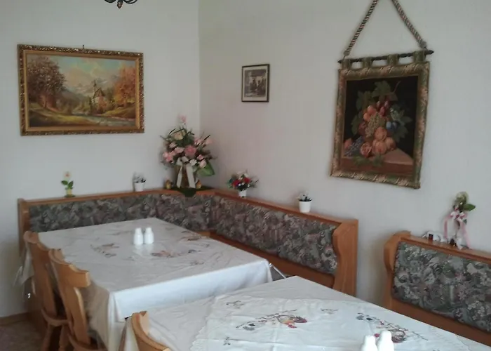 Gaestehaus Bader Guest house Garmisch-Partenkirchen