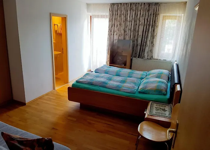 Gaestehaus Bader Guest house Garmisch-Partenkirchen